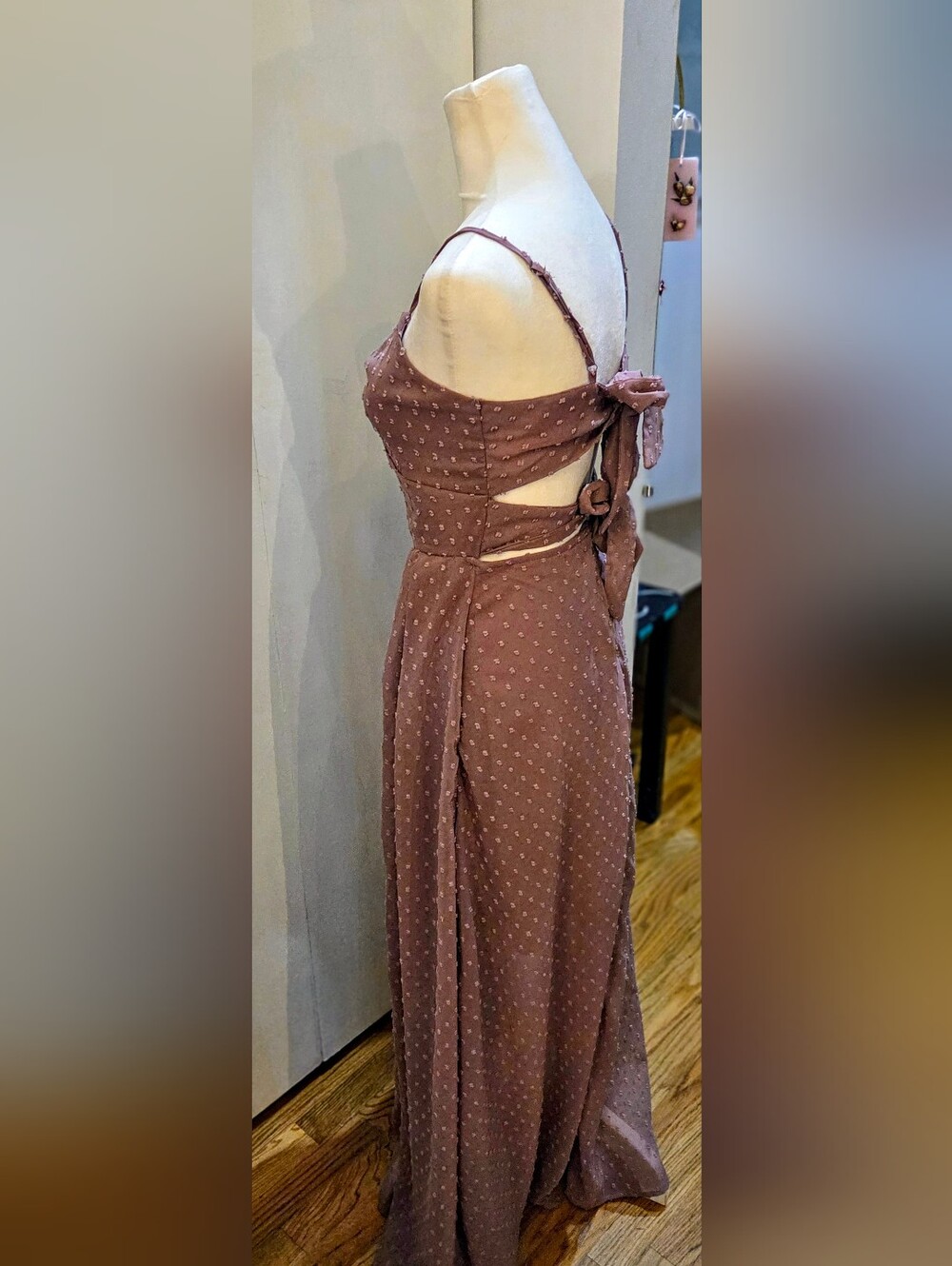 NWOT Sleeveless Mauve Cutout Maxi Dress with Tie Detail